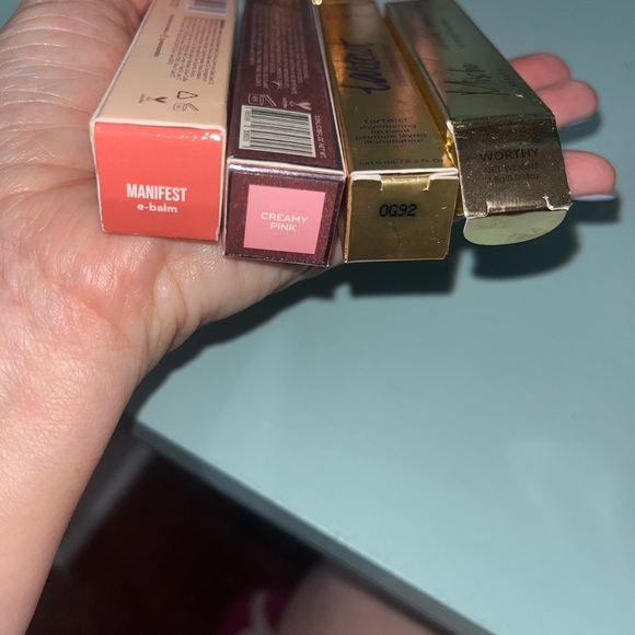 Lipgloss & Dose of Colors Lipstick Lot